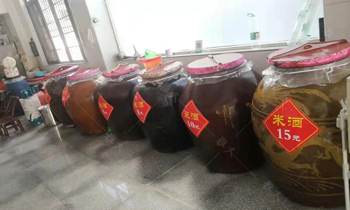11-16王姐釀的酒口感好，種類多