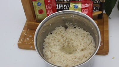 別再花錢買甜酒了，釀酒師傅透露，記住這幾點保證酒香濃郁