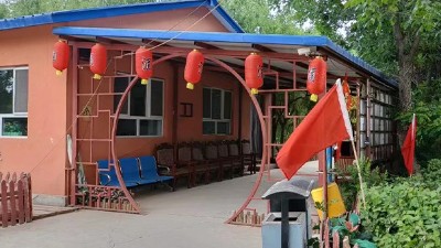 民宿+釀酒，李先生用高粱釀酒設(shè)備做酒的生活別有一番風(fēng)味