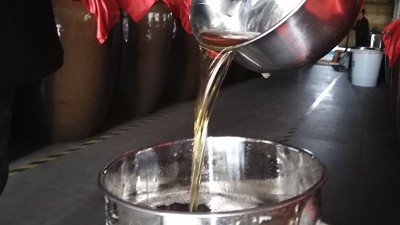 夏季用電加熱釀酒設(shè)備的酒坊生意變淡，如何破局？