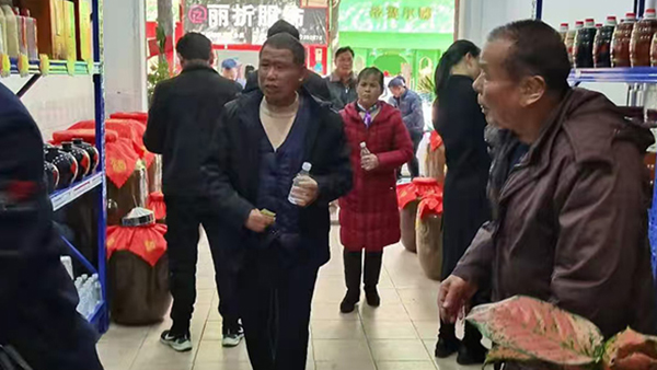 老酒鬼變身釀酒師，用不銹鋼釀酒設備釀出精致生活！