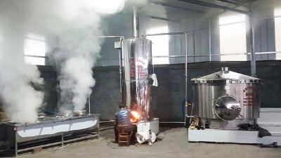 大酒廠在選擇大型釀酒設備時要注意什么？怎樣避坑？