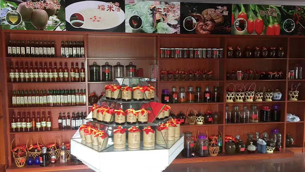 三碗酒坊太厲害，用釀酒蒸餾設備開酒坊6年長期合作門店達幾十家！