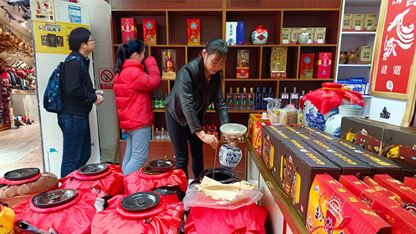 為什么這么多人喜歡喝白酒釀酒設備釀造的清香型白酒？